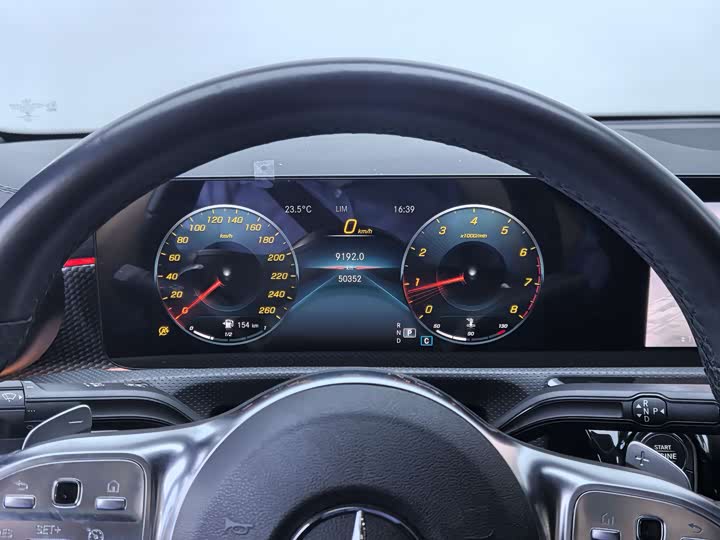Mercedes-Benz A-Class 2023 A 200 L — фото 18