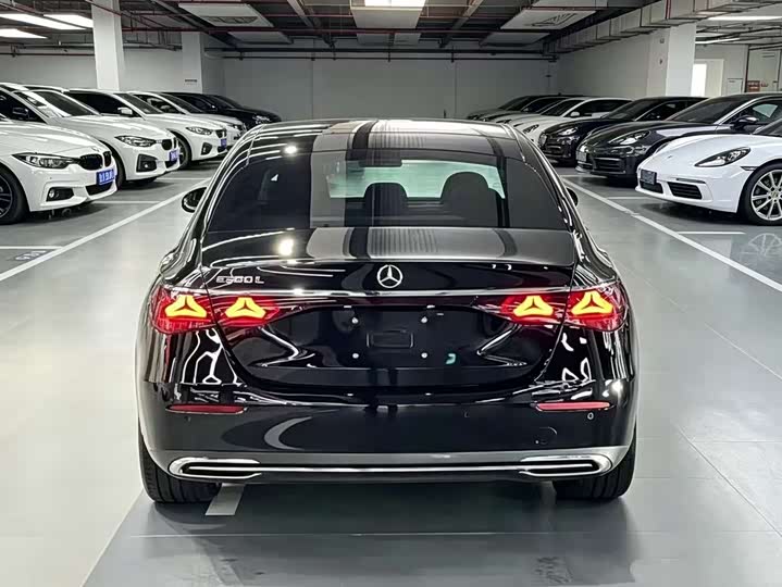 Mercedes-Benz E-Class 2025 E 300 L Luxury — фото 20