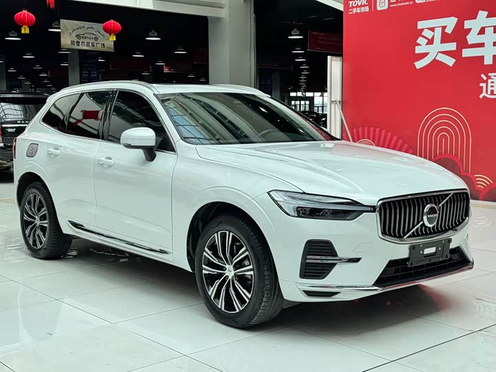 Volvo XC60 2022 B 5 4 WD — фото 3