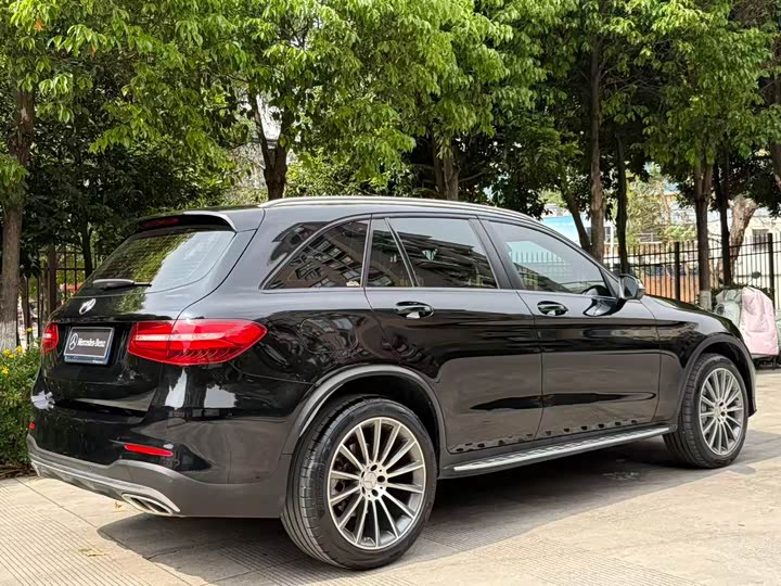 Mercedes-Benz GLC 2017 AMG GLC 43 4 MATIC — фото 4