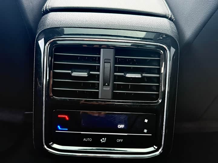 Volkswagen Passat — фото 9