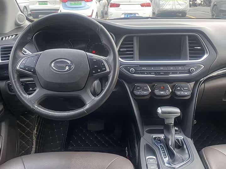 Trumpchi GS4 2017 235 T AT 2 WD — фото 21