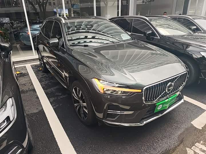 Volvo XC60 Hybrid 2022 T 8 PHEV 4 WD — фото 4