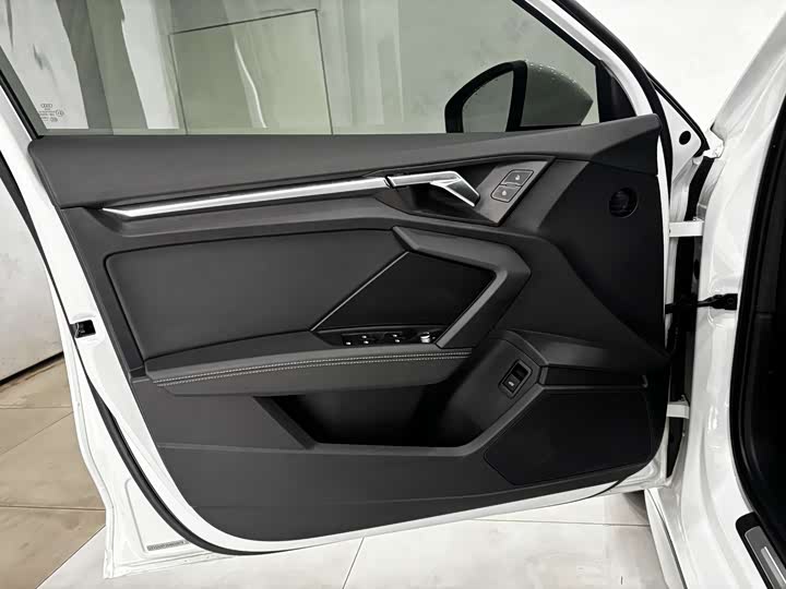 Audi A3 2021 A 3 L Limousine 35 TFSI Sport — фото 10
