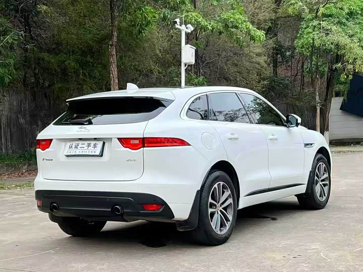 Jaguar F-PACE 2016 2.0 T 2 WDR-Sport — фото 9