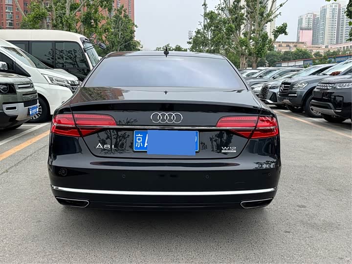 Audi A8 2014 A 8 L 6.3 FSI W 12 quattro Flagship — фото 5