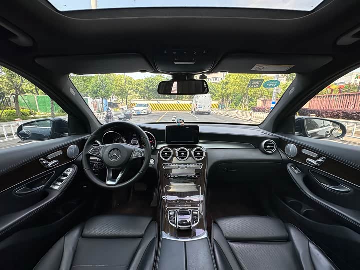 Mercedes-Benz GLC 2017 GLC 260 4 MATIC — фото 5