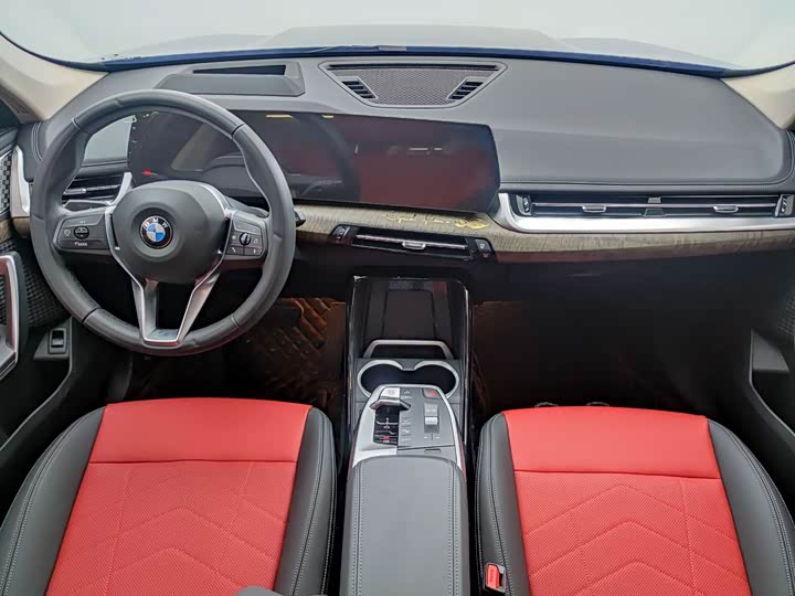BMW X1 2023 x Drive 25 Li X — фото 6