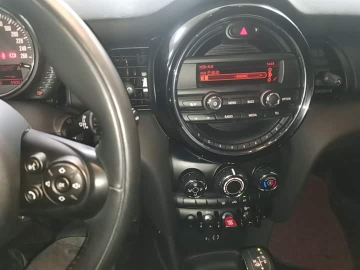MINI Hatch — фото 13