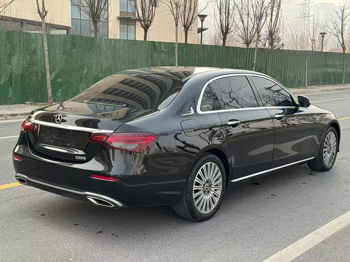 Mercedes-Benz E-Class 2021 E 300 L Luxury — фото 9