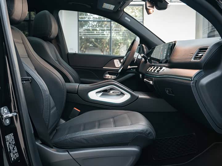 Mercedes-Benz GLS 2018 GLS 500 4 MATIC — фото 11