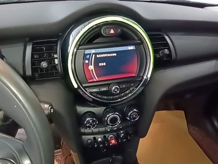 MINI Hatch — фото 13