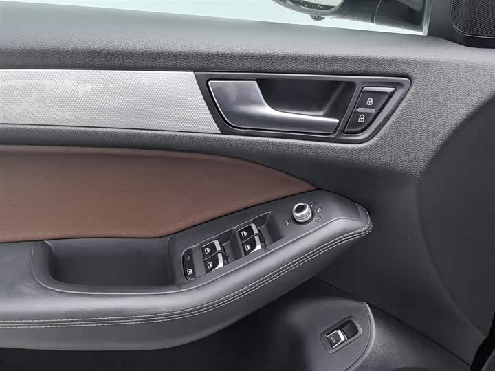Audi Q5 2017 Plus 40 TFSI — фото 9