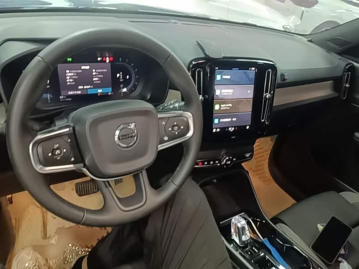 Volvo XC40 2023 B 3 — фото 10