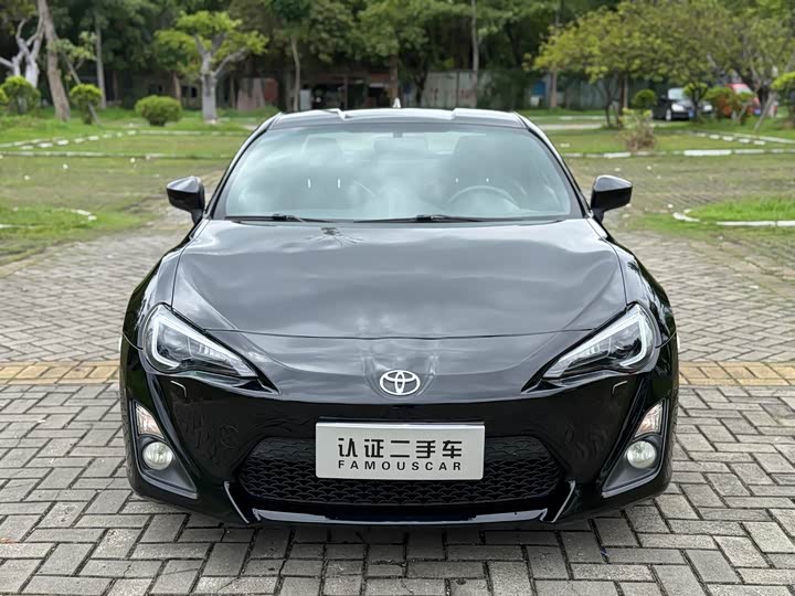 Toyota 86 2017 2.0 L MTLuxury — фото 2