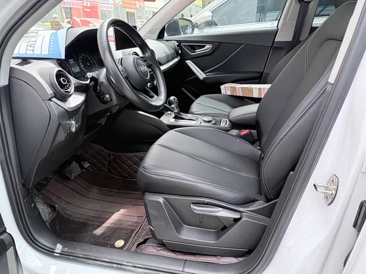 Audi Q2L 2021 35 TFSI — фото 5