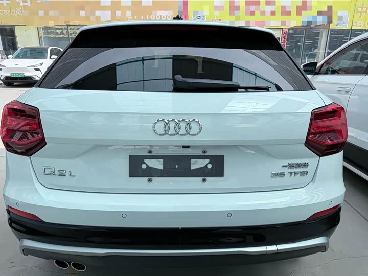 Audi Q2L 2021 35 TFSI — фото 18