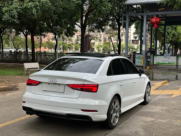 Audi A3 2017 Limousine 35 TFSI Sport — фото 40
