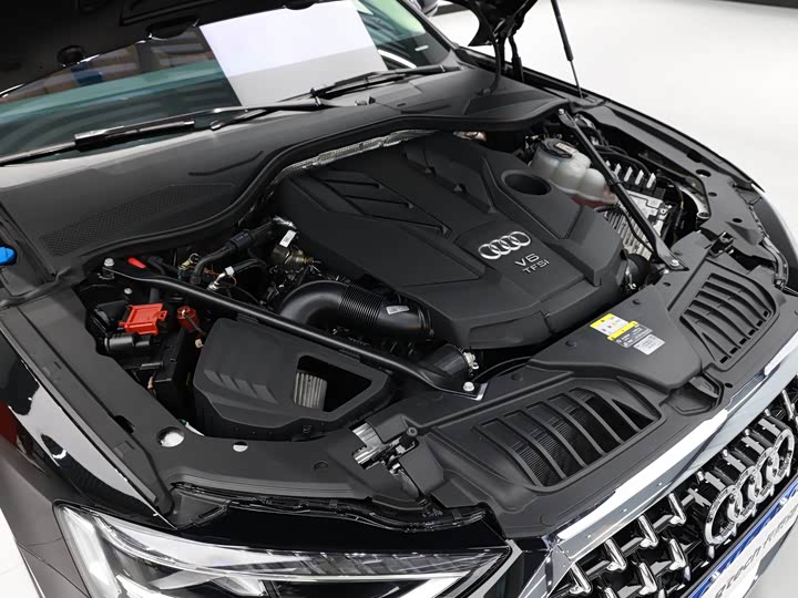 Audi A8 2024 A 8 L 50 TFSI quattro — фото 23
