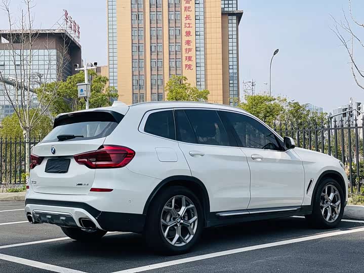 BMW X3 2019 x Drive 28i — фото 7