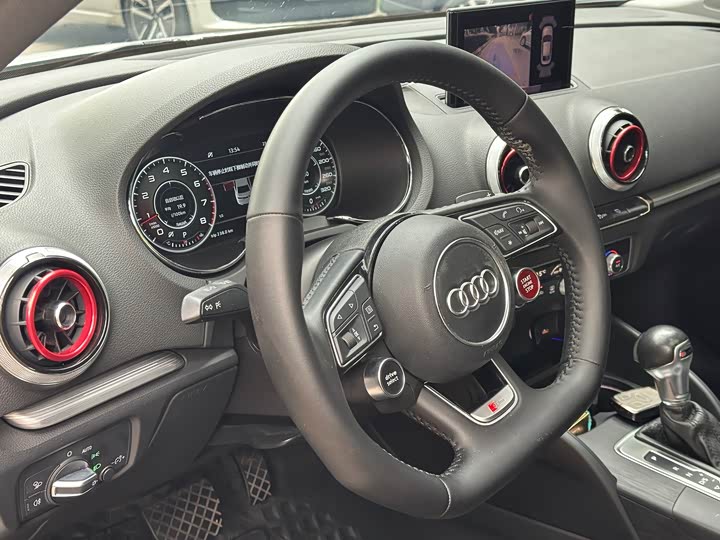 Audi A3 2017 Limousine 35 TFSI Sport — фото 10