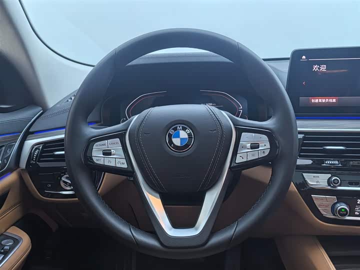 BMW 6-Series 2022 630i — фото 14