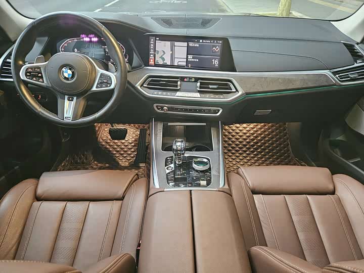 BMW X5 2019 x Drive 40i M — фото 8