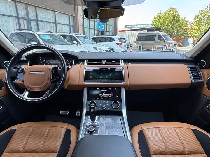 Land Rover Range Rover Sport — фото 13