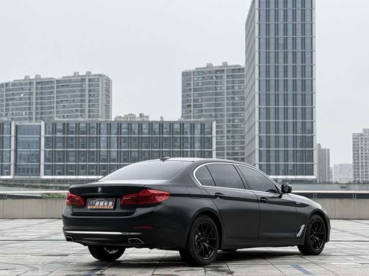 BMW 5-Series 2020 525 Li — фото 6