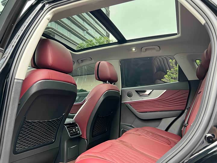 Hongqi HS5 2023 2.0 T Pro — фото 13