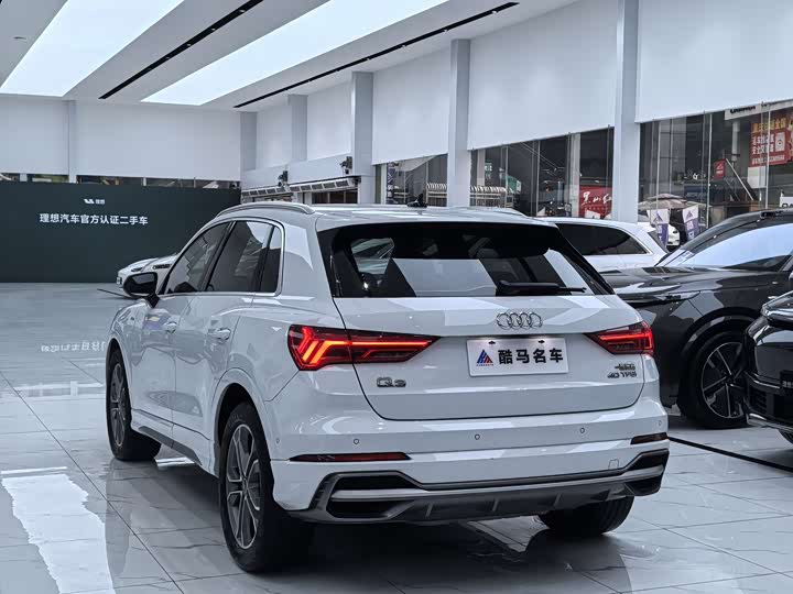 Audi Q3 2022 40 TFSI — фото 12