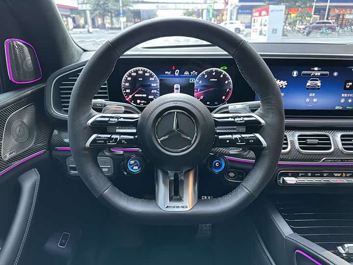 Mercedes-Benz GLS 2024 AMG GLS 63 4 MATIC+ — фото 8