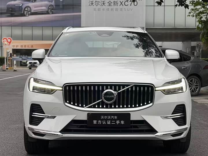 Volvo XC60 2024 B 5 4 WD — фото 2