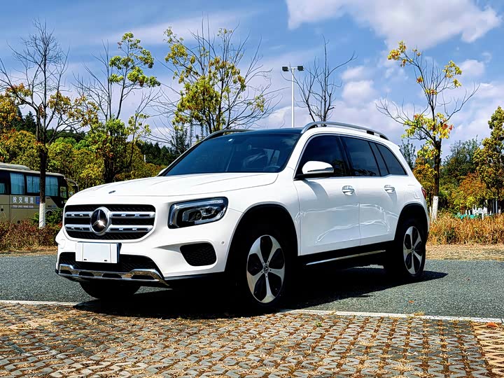 Mercedes-Benz GLB 2021 GLB 200 — фото 1