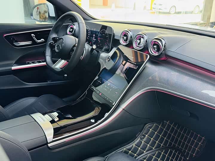 Mercedes-Benz C-Class 2024 C 260 L — фото 6