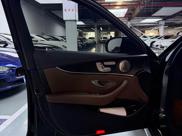 Mercedes-Benz E-Class E 300 L стиль — фото 5