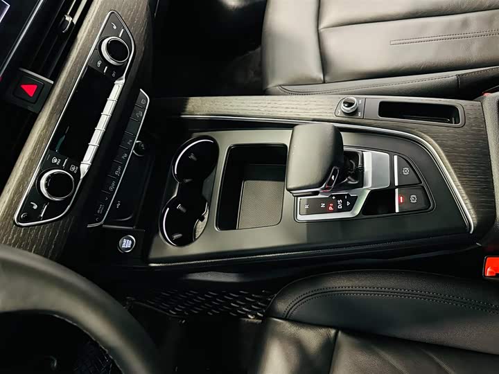 Audi A4 2022 allroad quattro — фото 11