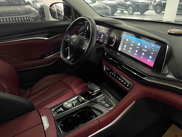Changan CS75 PLUS 2021 2.0 T AT — фото 21