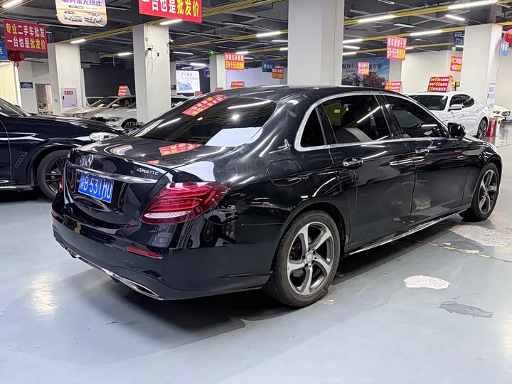Mercedes-Benz E-Class 2017 E 200 L 4 MATIC — фото 17