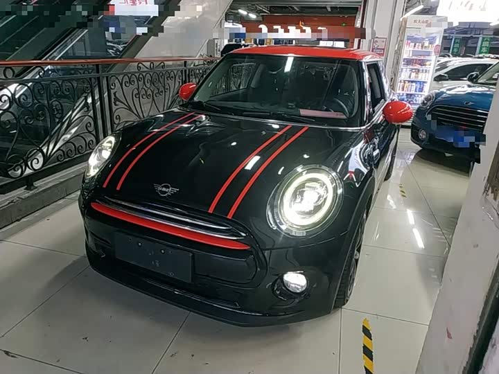 MINI Hatch — фото 1