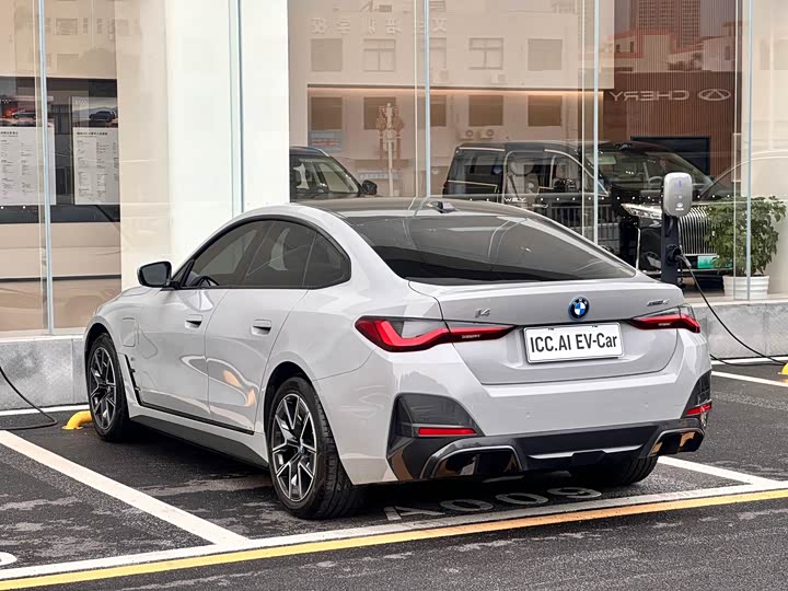 BMW i 4 2023 e Drive 35 — фото 20