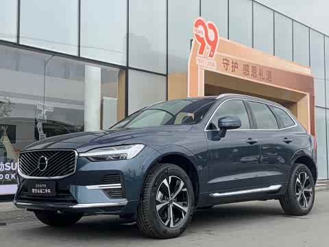 Volvo XC60 2026 B 5 4 WD — фото 18