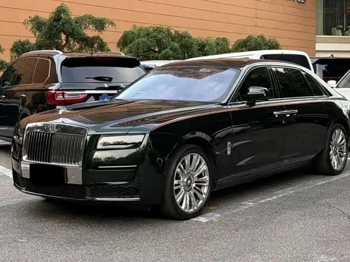 Rolls-Royce Ghost — фото 1