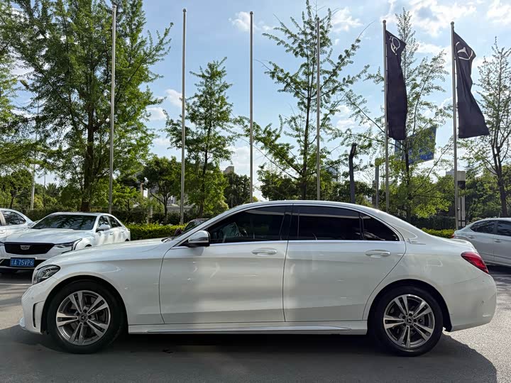 Mercedes-Benz C-Class 2021 C 200 L — фото 8