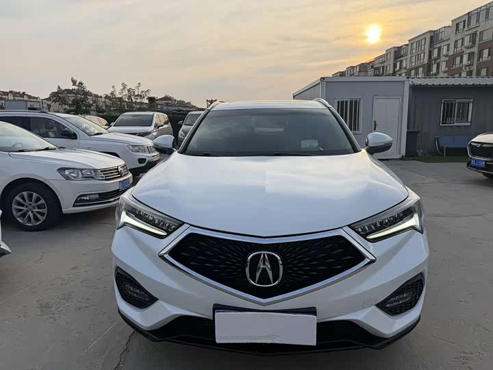 Acura CDX 2016 1.5 T 2 WD — фото 2