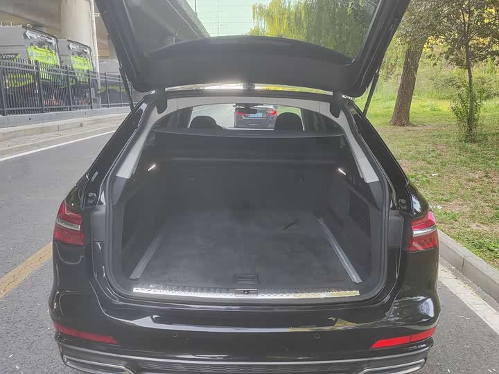 Audi A6 2021 Avant 45 TFSI — фото 7