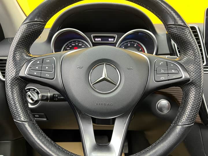 Mercedes-Benz GLE 2018 GLE 320 4 MATIC — фото 12