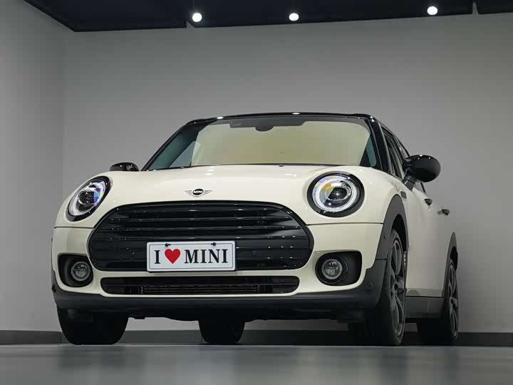 MINI Clubman — фото 4