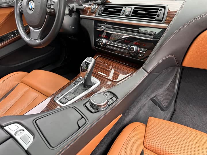 BMW 6-Series 2016 640i Gran Coupe — фото 18