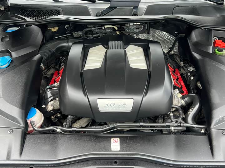 Porsche Cayenne 2015 Cayenne 3.0 T — фото 24